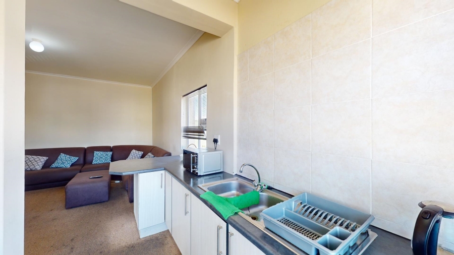 To Let 2 Bedroom Property for Rent in Richmond Hill Eastern Cape